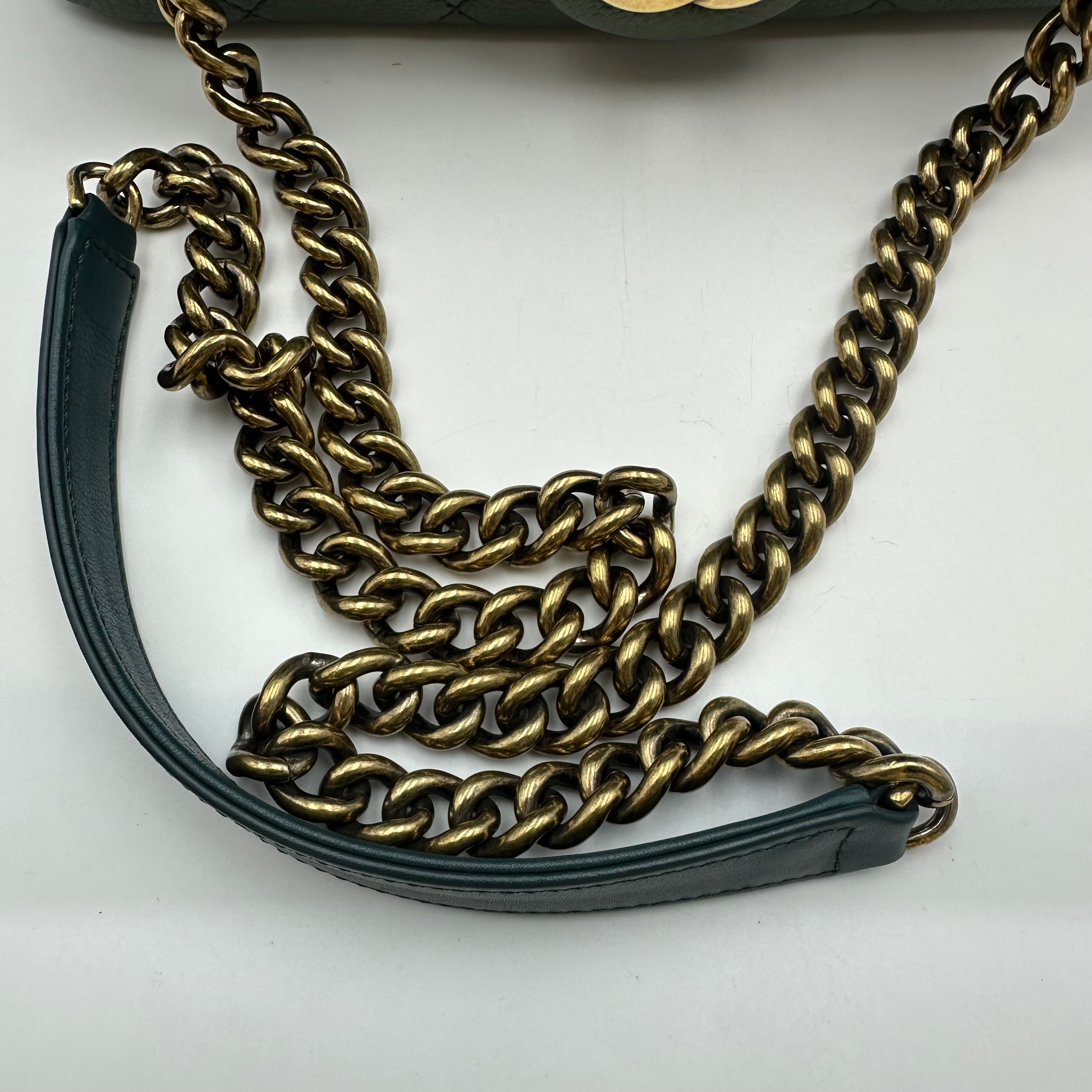 Chanel Green Caviar Shoulder Handbag with Slant Closure